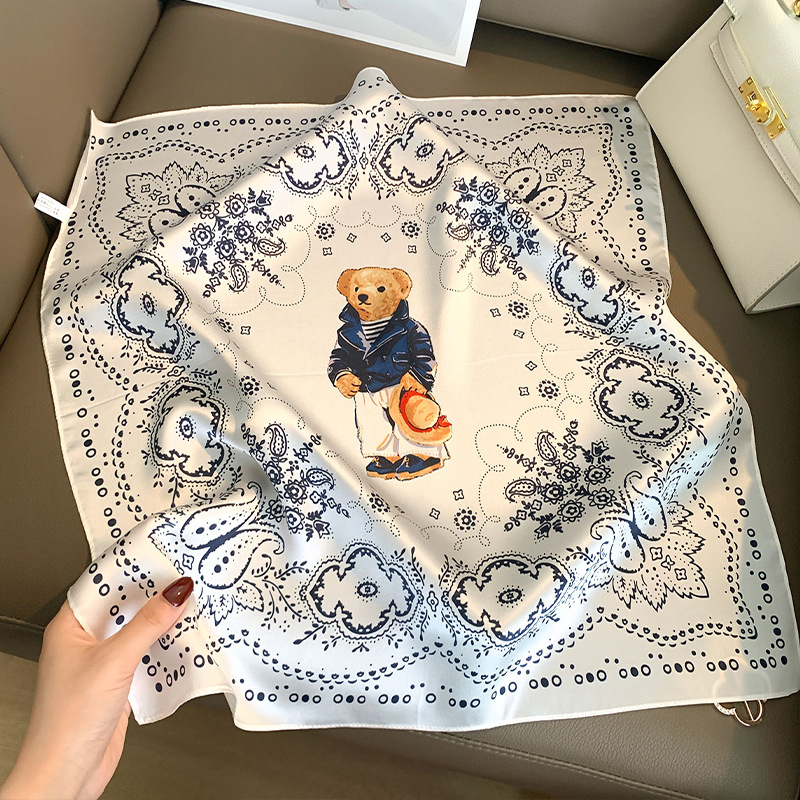 Kadınlar için % 100% Dut ipek  - Ascot Neck Scarf incelemesi ve fiyatı