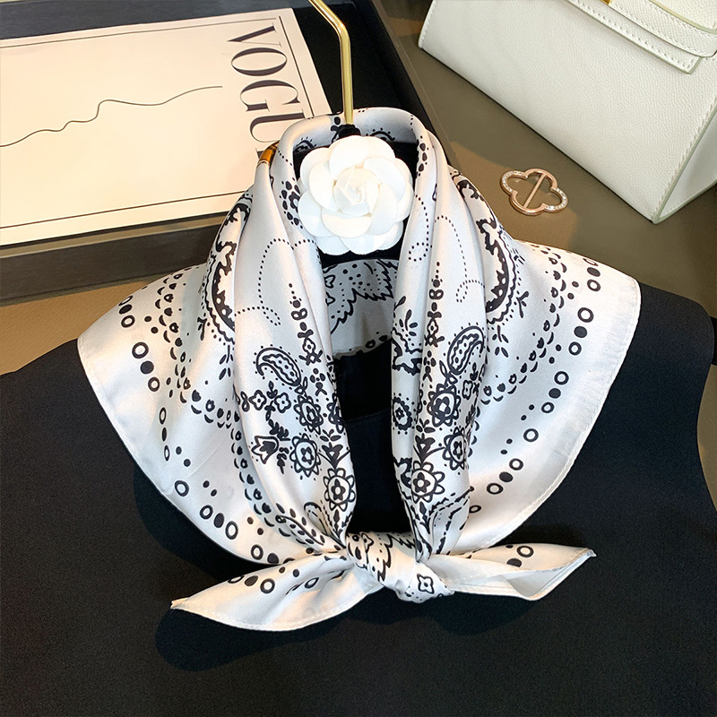 Kadınlar için % 100% Dut ipek  - Ascot Neck Scarf incelemesi ve fiyatı