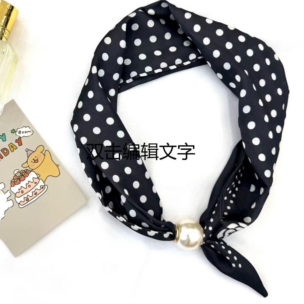 1 kadın Vintage Baskılı Saten  - Ascot Neck Scarf incelemesi ve fiyatı